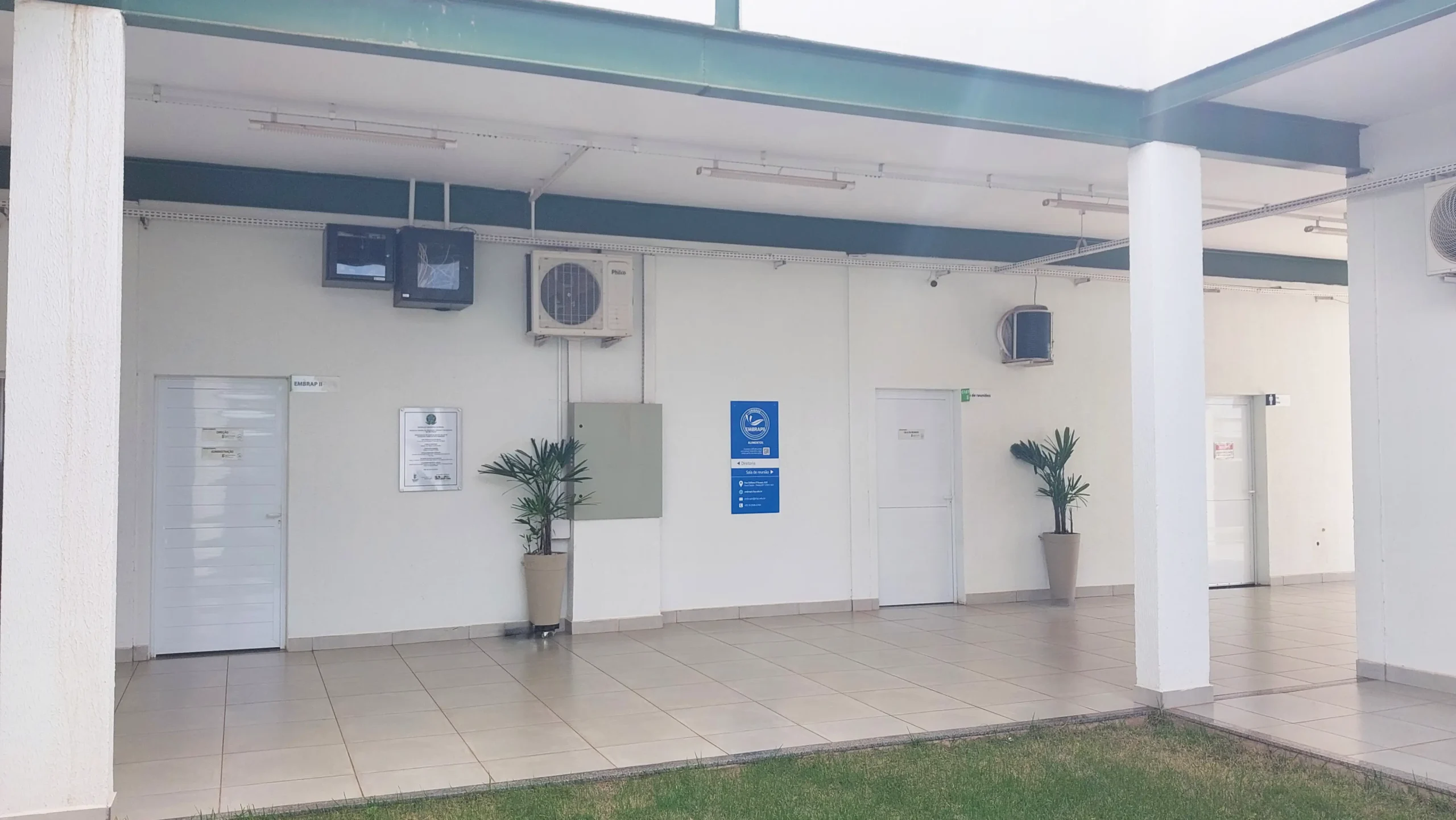 Entrada das salas da Unidade, no Bloco das salas dos docentes (Comunicação  Unidade EMBRAPII IFSP)